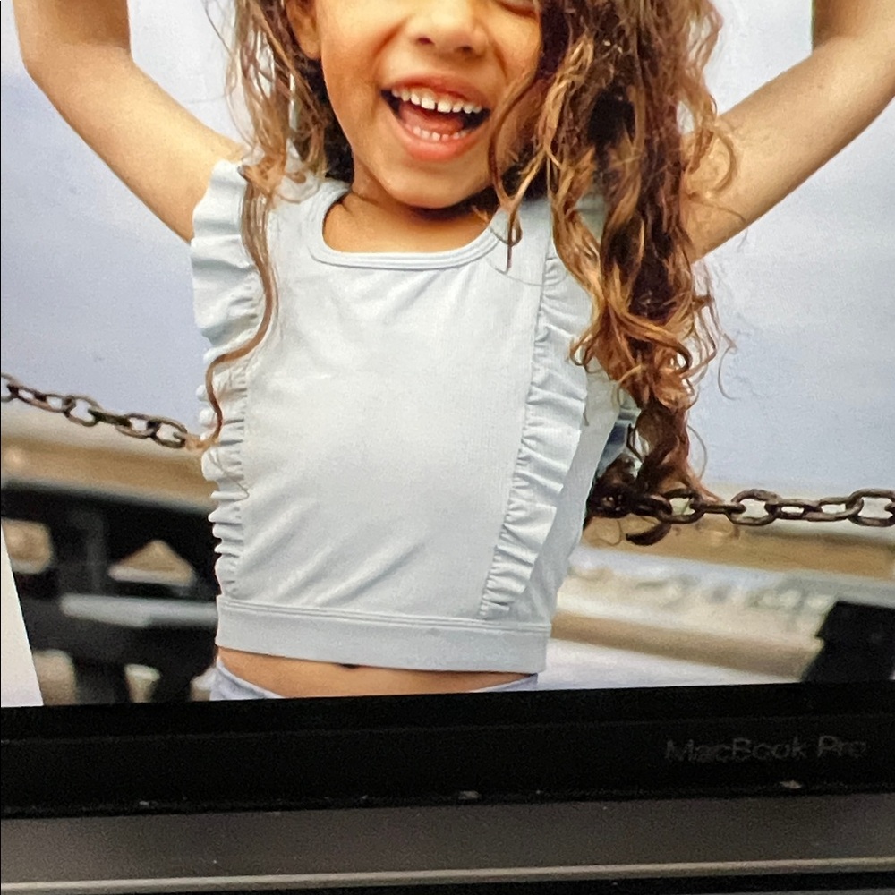 Winny Wilder Ruffle Top size 6/7